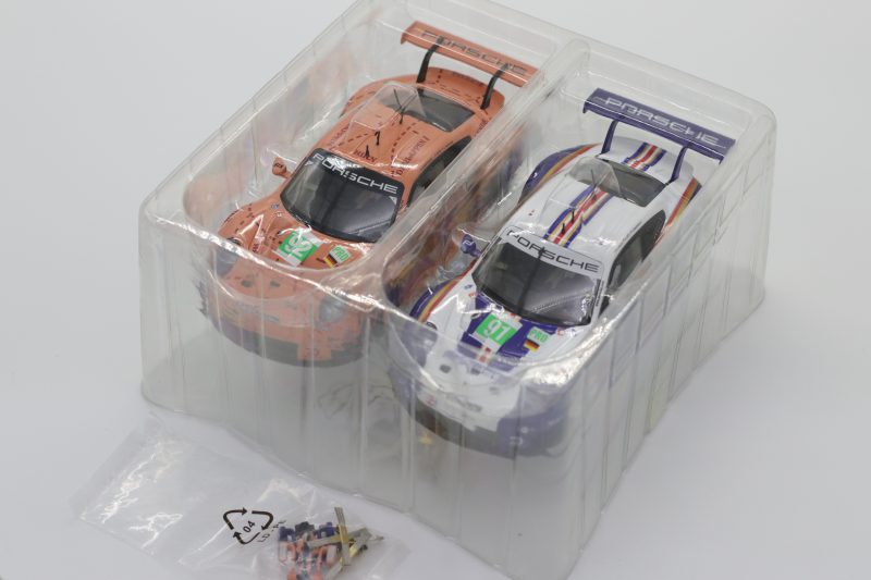 Porsche 911 RSR 92 “Pink Pig Design” 20023886